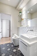 Elegant 1BR in Vibrant Soho