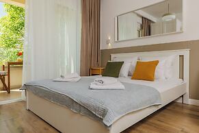 Apartments Via Mare