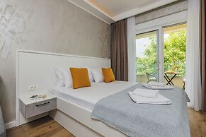 Apartments Via Mare
