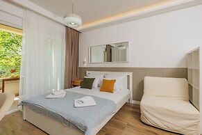 Apartments Via Mare