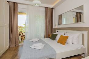 Apartments Via Mare