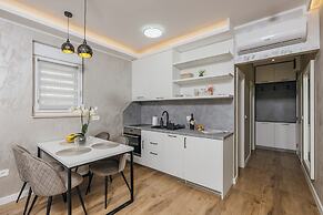 Apartments Via Mare