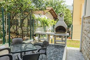 Apartments Via Mare