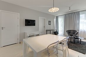 Valor by Grand Apartments