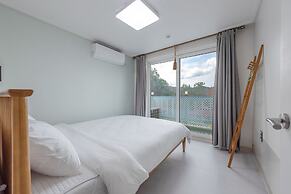Chuncheon Happysday Pet-friendly Pension