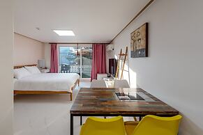 Chuncheon Happysday Pet-friendly Pension