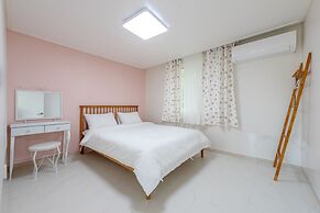 Chuncheon Happysday Pet-friendly Pension