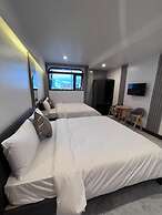 HT House