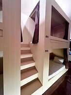 HT House