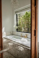 HT House