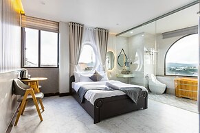 HT House
