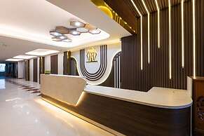 HT House