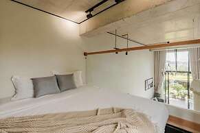 HT House