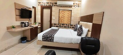 HOTEL DREAM PALACE