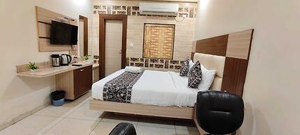 HOTEL DREAM PALACE