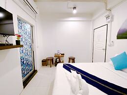 REMEMBER PHUKET TOWN HOSTEL