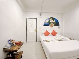 REMEMBER PHUKET TOWN HOSTEL