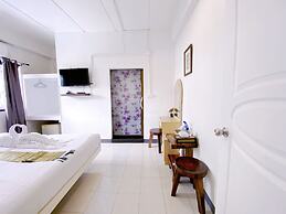 REMEMBER PHUKET TOWN HOSTEL