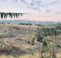 CAELO- Peaceful Mountain View Rive