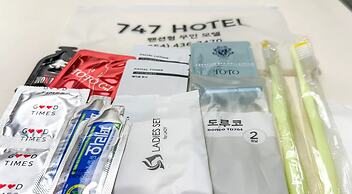 747 Motel