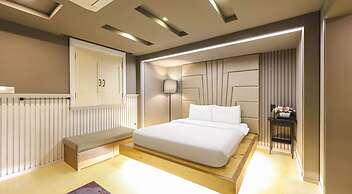 747 Motel
