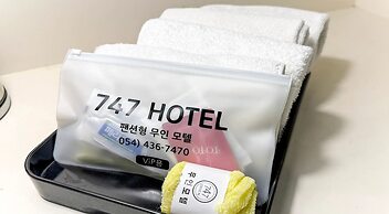 747 Motel