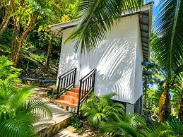 Villa Koh Rong & Dormitory