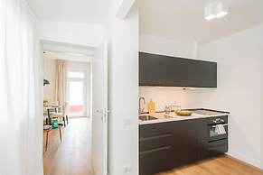 Panoramic Lake Suites