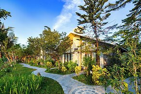 Bai Dinh Riverside Resort & Spa