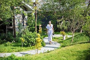 Bai Dinh Riverside Resort & Spa