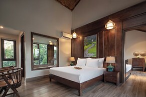Bai Dinh Riverside Resort & Spa
