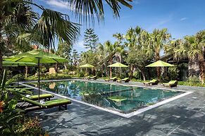 Bai Dinh Riverside Resort & Spa
