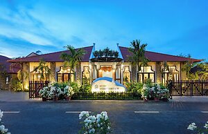 Bai Dinh Riverside Resort & Spa