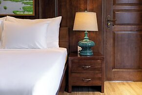 Bai Dinh Riverside Resort & Spa