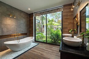 Bai Dinh Riverside Resort & Spa