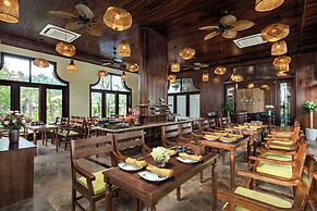 Bai Dinh Riverside Resort & Spa