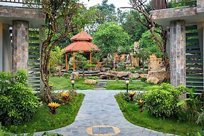 Bai Dinh Riverside Resort & Spa