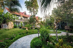 Bai Dinh Riverside Resort & Spa