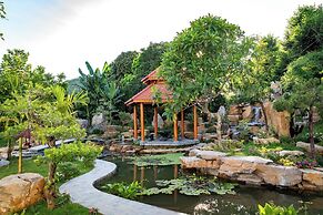 Bai Dinh Riverside Resort & Spa