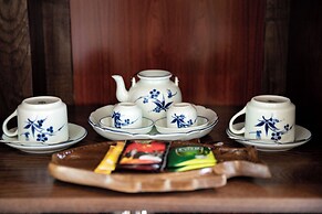 Bai Dinh Riverside Resort & Spa