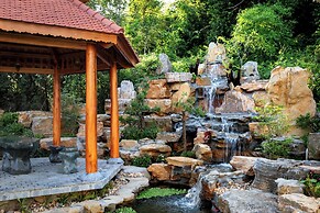 Bai Dinh Riverside Resort & Spa