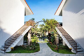 Bai Dinh Riverside Resort & Spa