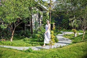 Bai Dinh Riverside Resort & Spa