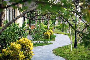 Bai Dinh Riverside Resort & Spa
