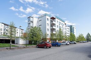 Comfy 1BR Apt with Sauna - Best Location