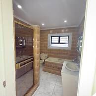 Cozy Villa Lodge