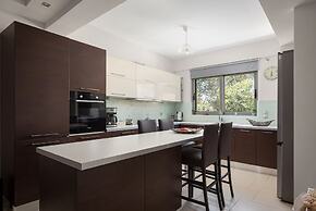 Anavil House Athenian Riviera