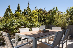 Anavil House Athenian Riviera