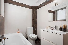 Anavil House Athenian Riviera