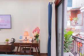Il Divo 38 Hang Huong Hostel